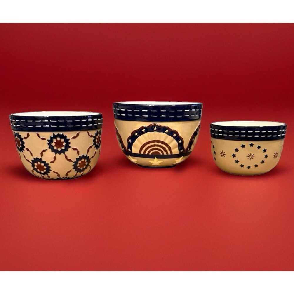 THT Designs Patriotic Ceramic Nesting Bowls Set of 3 Stars Stripes Americana